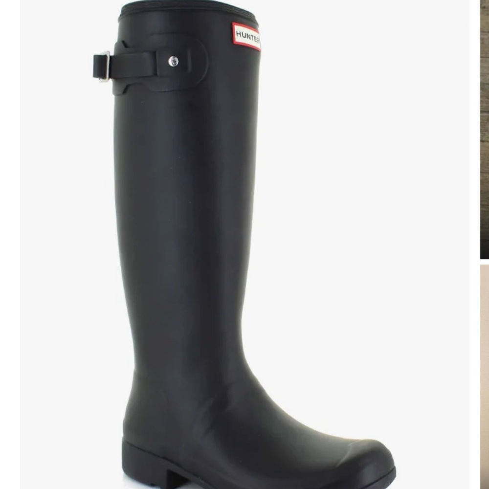 Hunter Original Tall Rain Boot (Size 6 Men/Size 7 Woman)